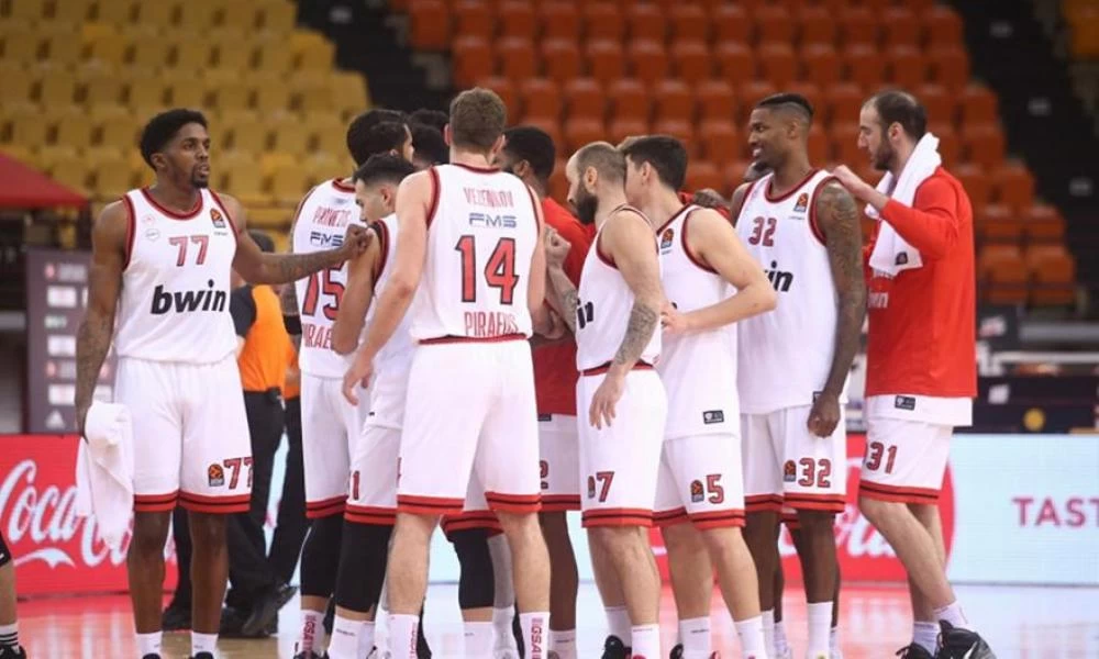 Ολυμπιακός: Συνάντηση Μπαρτζώκα-παικτών στο ΣΕΦ